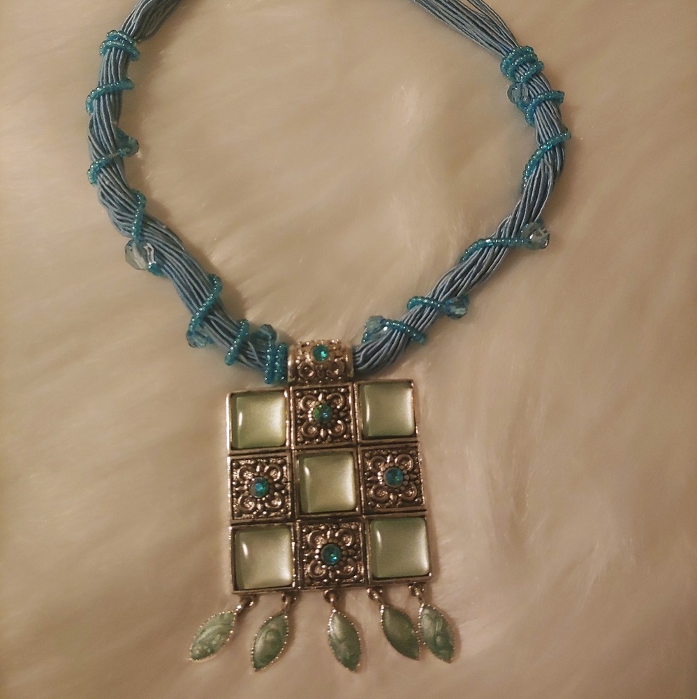 Island Feel Necklace